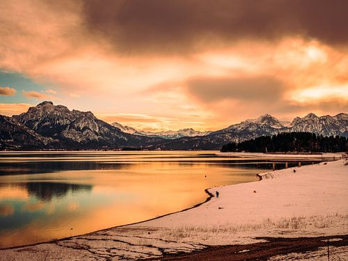 Forggensee met wolken