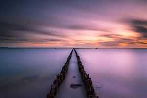 Het Ijsselmeer tijdens zonsondergang van Damien Franscoise