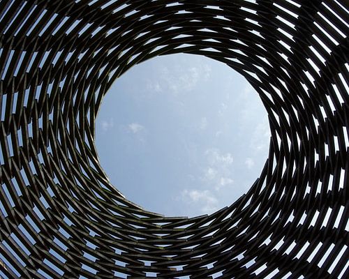 De cirkel en de blauwe lucht