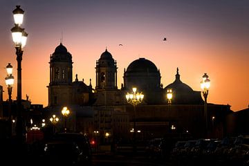 De kathedraal van Cádiz in het ochtendlicht van Voss fotografie