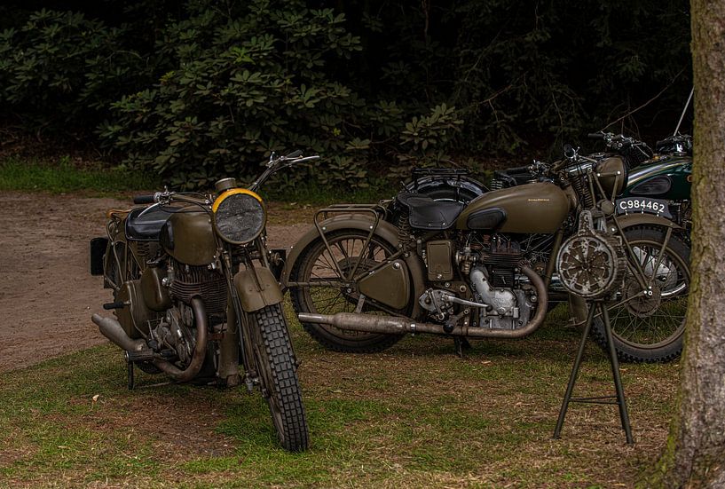 Army motorcycles from the 2nd World War by Brian Morgan