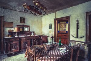 Salle à manger abandonnée
