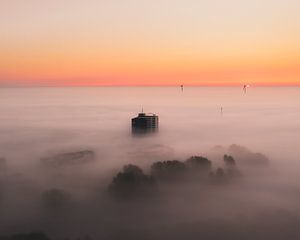 Schöner nebliger Morgen in Alkmaar, Nordholland