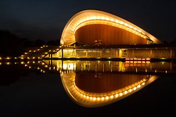 BERLIN House of World Cultures - the pregnant oyster by Bernd Hoyen