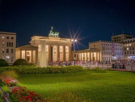 Berlijn - Pariser Platz en Brandenburger Tor bij nacht