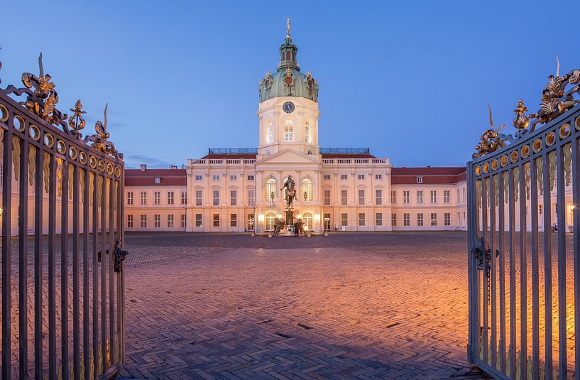 Charlottenburg Palace by Sergej Nickel