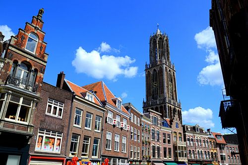 Domtoren van Utrecht, gezien vanaf de Vismarkt.