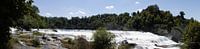 Schaffhausen watervallen, panoramisch uitzicht met watervallen en brug in de zomer, Zwitserland