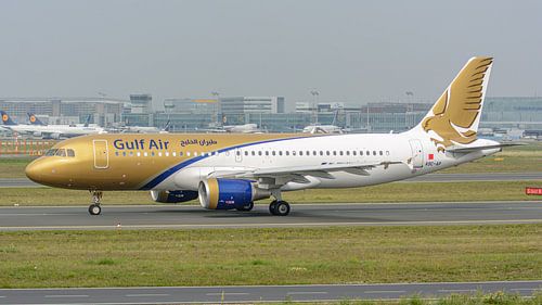 Gulf Air Airbus A320-200 onderweg naar de startbaan.