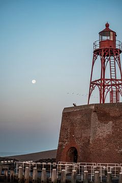 Phare à la pleine lune Repos sur la mer Flushing sur Femke Ketelaar