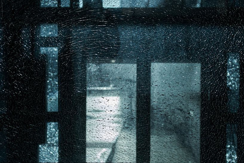 Shattered Glass by Wijnand Kroes