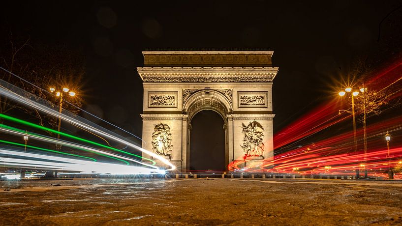 Soirée à Paris par Shoaib Ali