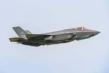Koninklijke Luchtmacht F-35 Lightning II (F-002). van Jaap van den Berg