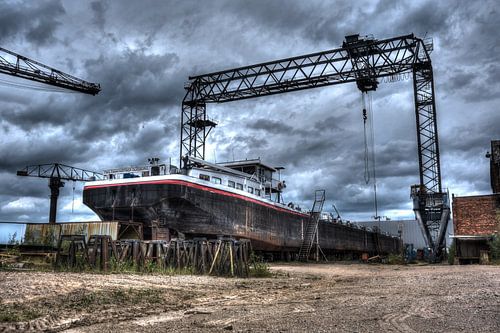 Urbex: Lost Boatyard van Jarno De Smedt