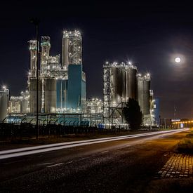Port Industry By Night. by Jef Wils