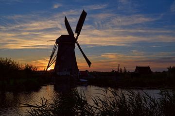 Sundown behind the Mill by Leo Huijzer