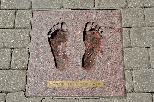 Commemorative stone Baltic Way or Baltic Chain