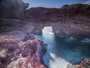 Pont naturel de Tickle Cove (Terre-Neuve).