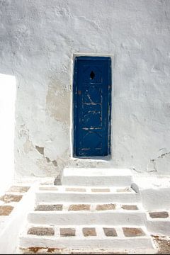 The blue door by Petra Dreiling-Schewe