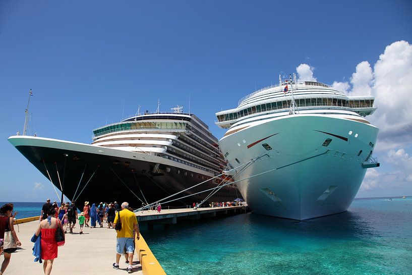 Cruise ships on the beach of Grand Turk by Jan Schneckenhaus