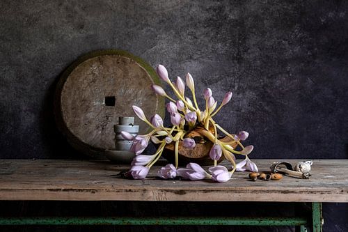 A modern variation on an autumn bouquet