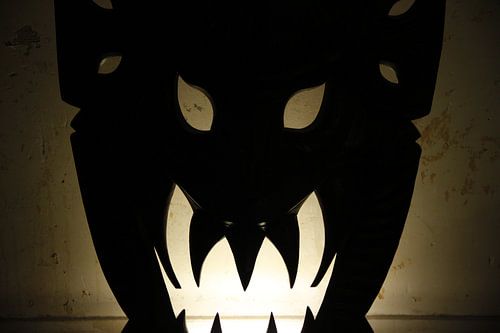 evil mask by Lisa de Blok