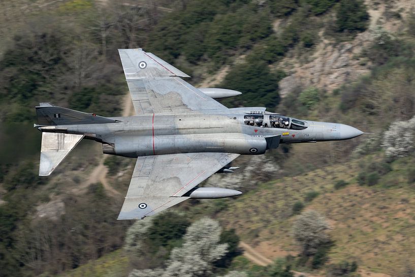 Tieffliegende griechische F-4 Phantom von HB Photography