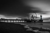 De Pier and the Ferriswheel van Robert Stienstra thumbnail