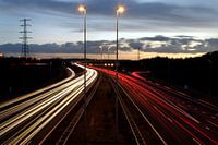 A50 bij Arnhem aan het begin van de avond.