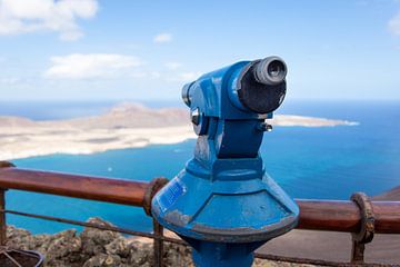 Uitzicht over Isla la Graciosa van Victor van Dijk