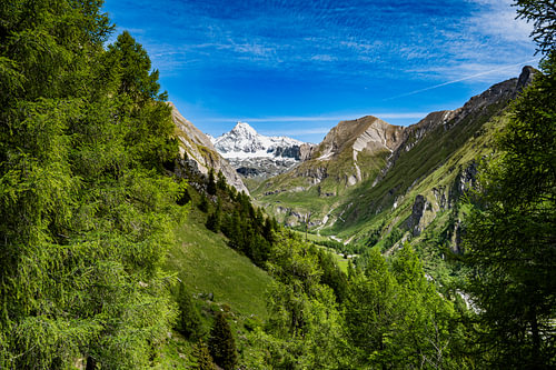 The romantic Ködnitz Valley with the Großglockner