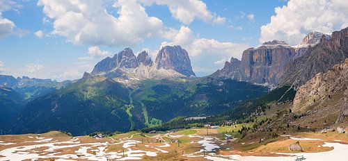 Uitzicht op de Langkofel en de Sella vanaf de Bindelweg, Zuid-Tirol, Pordoi