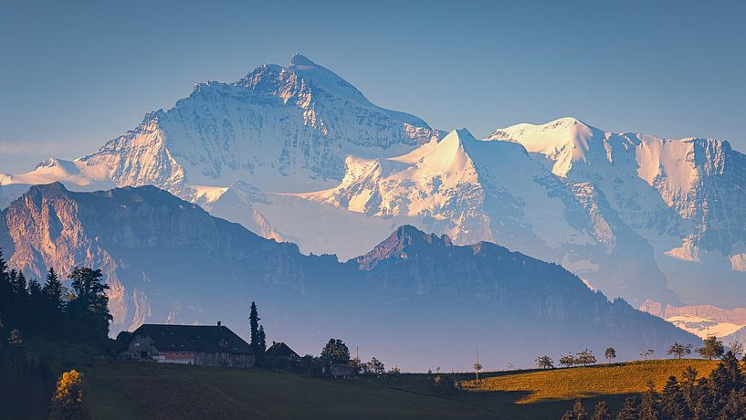 Zonsopkomst in Emmental, Zwitserland van Henk Meijer Photography