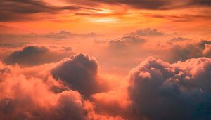 Prachtige verticale achtergrondfotografie van wolken van Mustafa Kurnaz