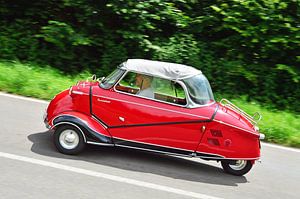 KR 200 cabine scooter op de berg