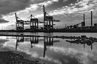 Les grues des hauts-fourneaux
