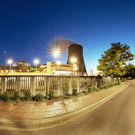 Kernkraftwerk Emsland- Panorama in der abendlichen blauen Stunde von Frank Herrmann