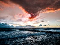 Colour contrasts - sunset by the sea