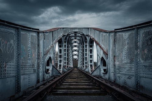 Urbex, ancien pont ferroviaire