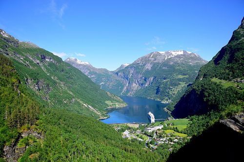 Uitzicht op de Geirangerfjord