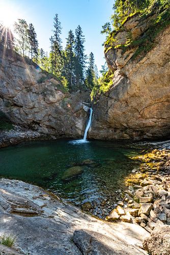 Buchenegg waterval in de zomer