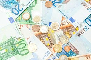 Verschillende euro's biljetten en munten