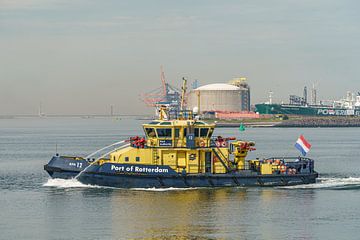 RPA 12 van het Rotterdams Havenbedrijf. van Jaap van den Berg
