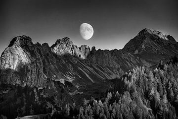 Mondaufgang in Bürserberg von Rob Boon