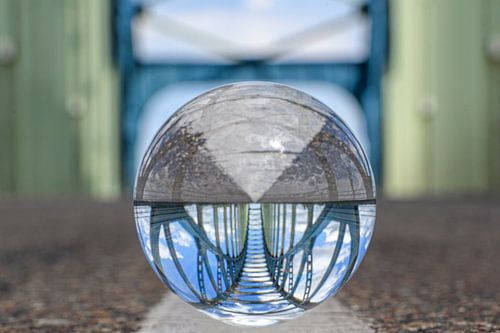 IJsselbrug over de IJssel tussen Zwolle en Hattem