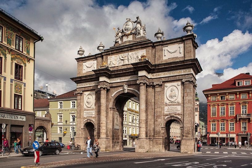 Triumph Gate @ Innsbruck by Rob Boon