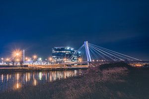 Blick auf den Ottergembrug in Gent an einem klaren Abend.