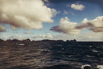 Stormy Atlantic - Madeira by Dirk Wüstenhagen