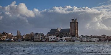 Dordrecht rivierzicht 4 van John Ouwens