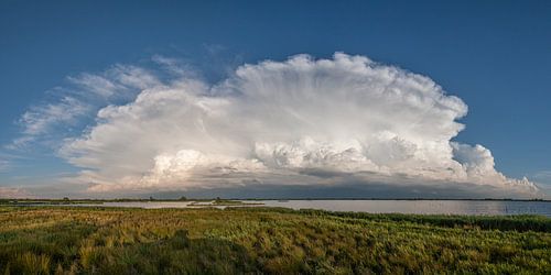 Onweersbui boven De Leien